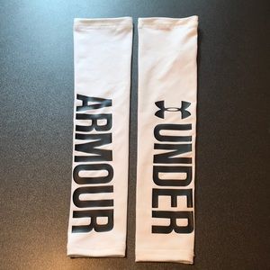 Boys UA Compression Sleeves